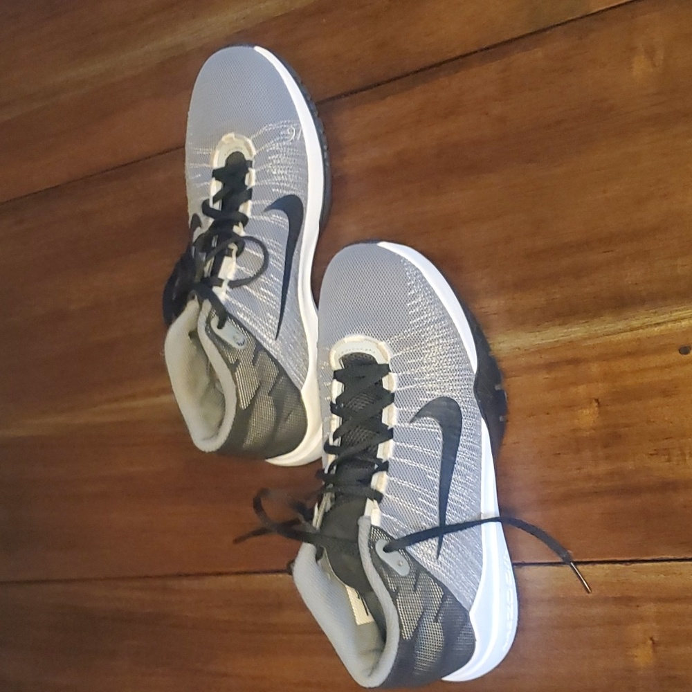 Nike Zoom Ascention, Basketball Shoes. ONLY EVER worn INSIDE, only on the court